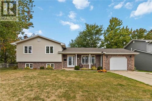 61 Teakwood Way, Moncton, NB, E1G1T3 | Card Image