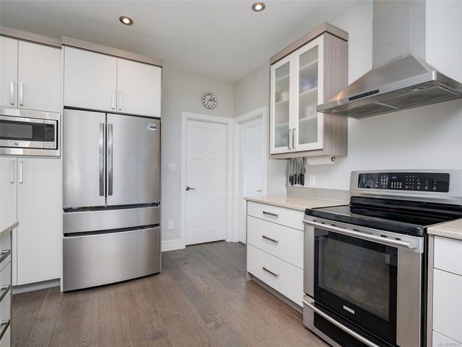 Lovely appliances | Image 9