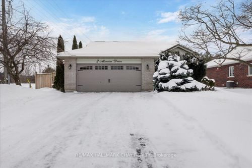 2 Mancini Dr, Angus, ON, L3W0A6 | Card Image