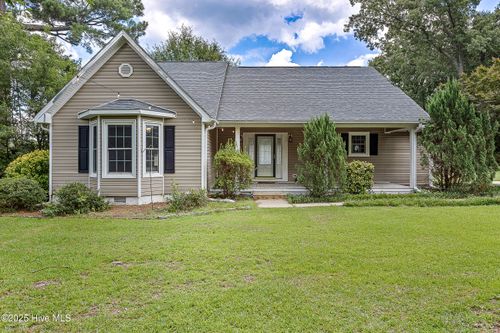 118 Westside Ln, Richlands, NC, 28574-8257 | Card Image