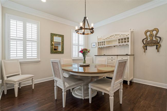 BEAUTIFULLY MAINTAINED HOME | Image 19