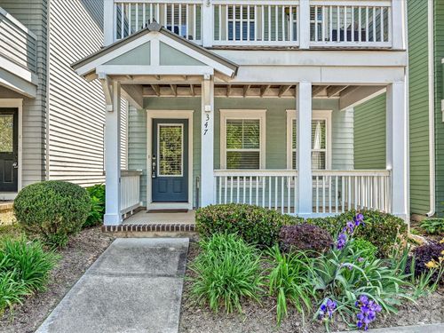 347 Spring St, Davidson, NC, 28036-7043 | Card Image