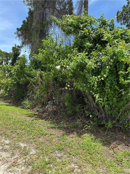 1290 11th Ave Sw, Vero Beach, FL, 32962-5439 | Card Image