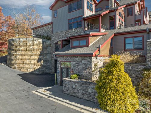 f-4 Chimney Crest Dr, Asheville, NC, 28806-8725 | Card Image