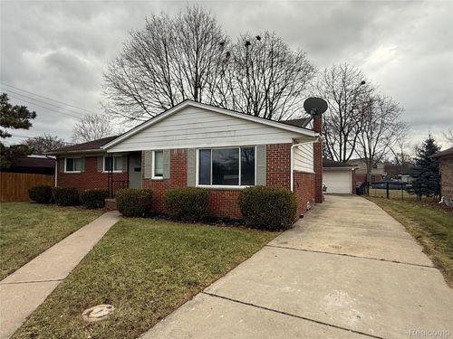 2501 King Rd, Trenton, MI, 48183-1105 | Card Image