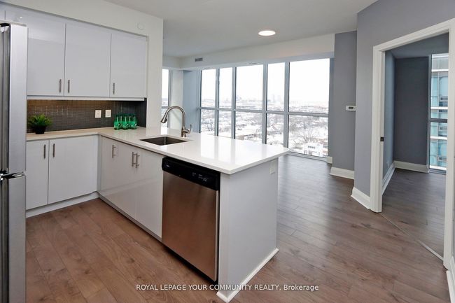 1109 - 15 Zorra St, Condo with 2 bedrooms, 2 bathrooms and null parking in Etobicoke ON | Image 7