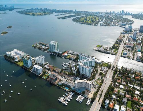 apt-1025-7933 West Dr, North Bay Village, FL, 33141-5579 | Card Image