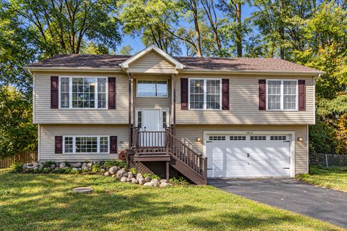 38114 Dewey St, Spring Grove, IL, 60081-9409 | Card Image