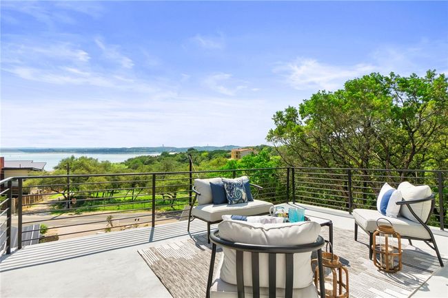 The terrace can easily accommodate your outdoor seating and dining set. | Image 28