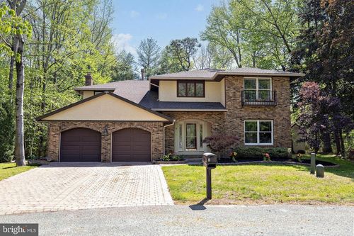 8 Canterbury Ct, MARLTON, NJ, 08053-2802 | Card Image