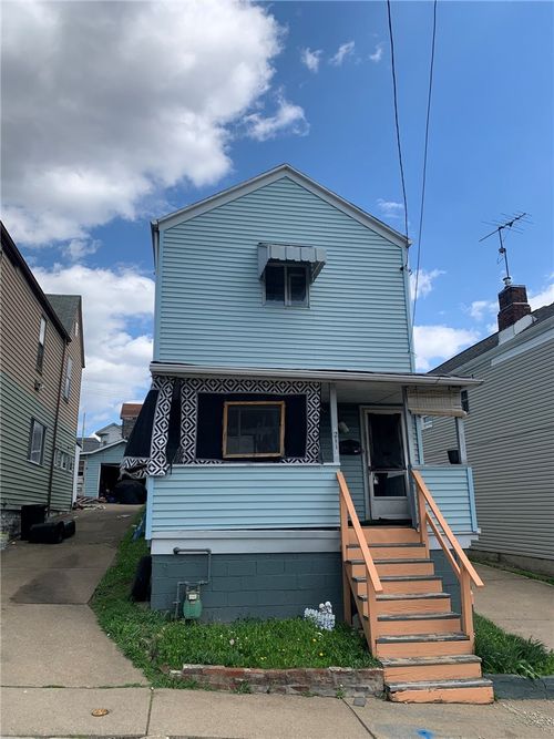 211 Short St, Homestead, PA, 15120-2343 | Card Image