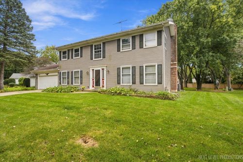 910 Redwing Dr, Geneva, IL, 60134-3146 | Card Image