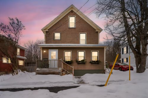 33 Klondyke St, Kentville, NS, B4N1J1 | Card Image