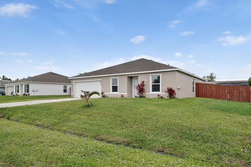 2462 Se Watercrest St, Port St. Lucie, FL, 34984-5225 | Card Image