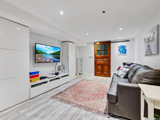 4423 Sawmill Valley Dr, House other with 3 bedrooms, 3 bathrooms and 2 parking in Mississauga ON | Image 26