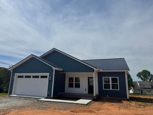 6496 Scruggs Rd, Moneta, VA, 24121-3450 | Card Image