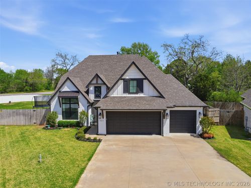 825 N 89th St, Broken Arrow, OK, 74014-5672 | Card Image
