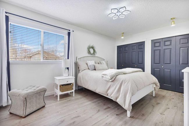 18 Mt Selkirk Place Se, House other with 5 bedrooms, 3 bathrooms and 4 parking in Calgary AB | Image 19