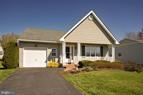 797 W Glenview Dr, WEST GROVE, PA, 19390-2108 | Card Image