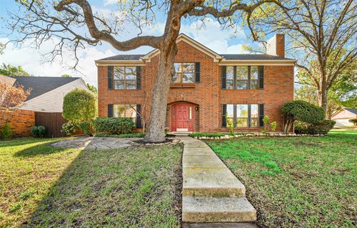1561 Yaggi Dr, Flower Mound, TX, 75028-3646 | Card Image