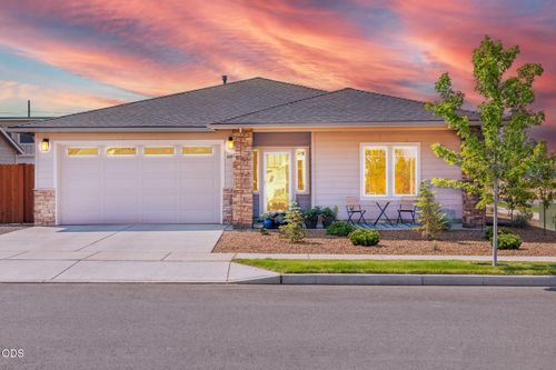 4898 Sw Zenith Ave, Redmond, OR, 97756-9815 | Card Image