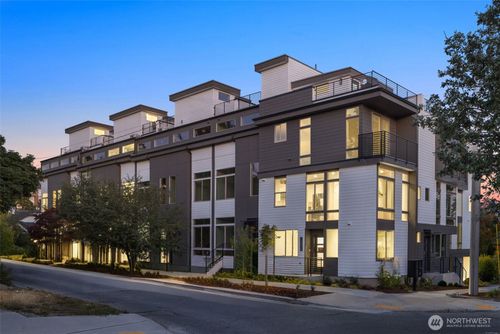 4420 Midvale Ave N, Seattle, WA, 98103-1300 | Card Image