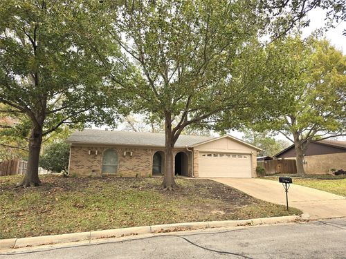 6467 Westrock Dr, Fort Worth, TX, 76133-5014 | Card Image