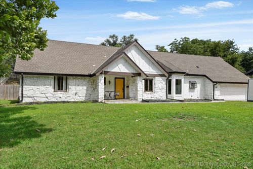 5917 Knoxville Ave, Tulsa, OK, 74135-7806 | Card Image