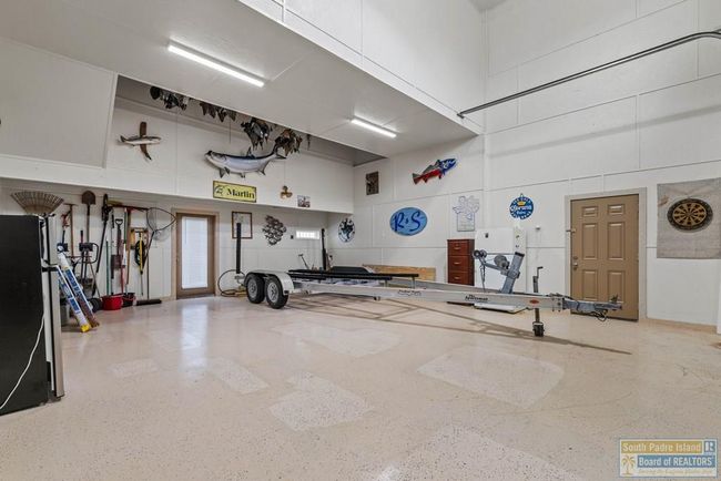 1109 Tarpon Ave, Home with 4 bedrooms, 5 bathrooms and null parking in Port Isabel TX | Image 13