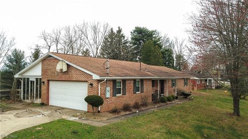 19 N Hills Dr, North Hills, WV, 26104-9212 | Card Image