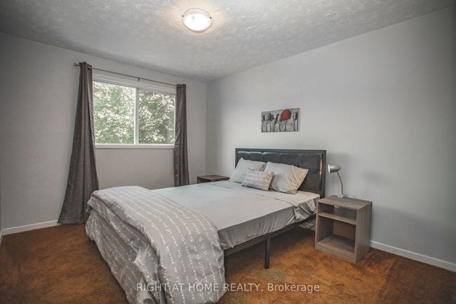92 Farquhar Pl, House attached with 3 bedrooms, 2 bathrooms and 2 parking in Elliot Lake ON | Image 17