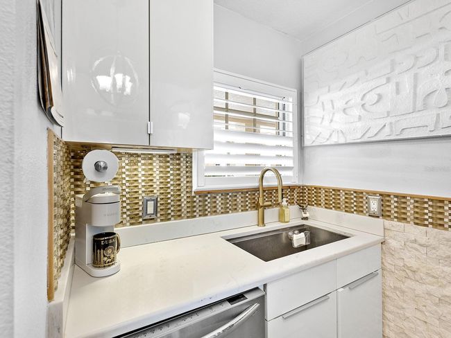 APT-631 - 3730 Cadbury Cir, Condo with 2 bedrooms, 2 bathrooms and null parking in VENICE FL | Image 6