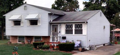 2251 Meridian Ct, Columbus, OH, 43232-4037 | Card Image