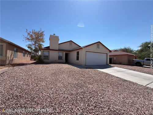 3737 Capsule Dr, Las Vegas, NV, 89115-1201 | Card Image