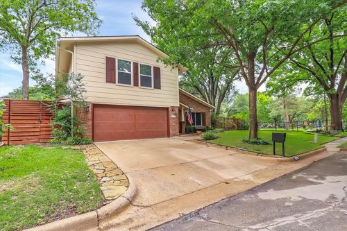 15735 Covewood Cir, Dallas, TX, 75248-4214 | Card Image