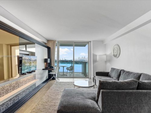 1414-1100 West Ave, Miami Beach, FL, 33139 | Card Image