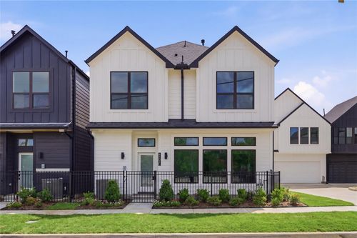 d-4603 Harrisburg Blvd, Houston, TX, 77011-4032 | Card Image