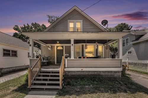 905 W Forest Avenue, Muskegon, MI, 49441 | Card Image
