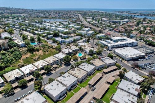 2-3852 Basilone St, San Diego, CA, 92110-5412 | Card Image