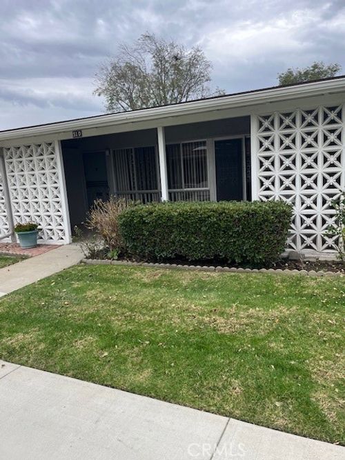 13790 Saint Andrews Dr, Seal Beach, CA, 90740-5480 | Card Image
