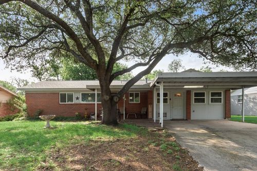 8857 Kate St, White Settlement, TX, 76108-1018 | Card Image