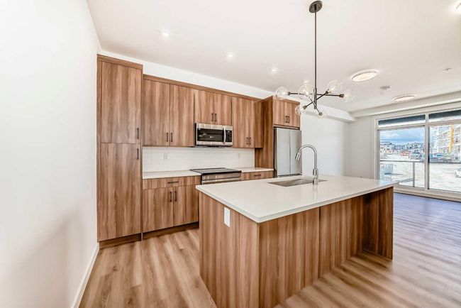 8202 - 1802 Mahogany Boulevard Se, Condo with 1 bedrooms, 2 bathrooms and 1 parking in Calgary AB | Image 5