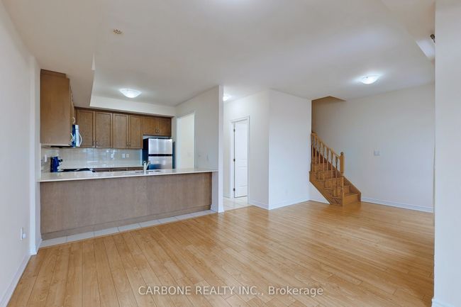10 - 9621 Jane St, Condo with 2 bedrooms, 2 bathrooms and 1 parking in Vaughan ON | Image 9