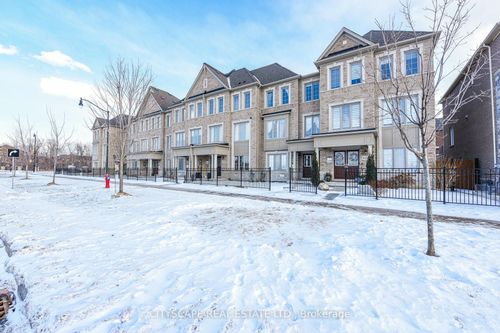 8652 Financial Dr, Brampton, ON, L6Y6G5 | Card Image