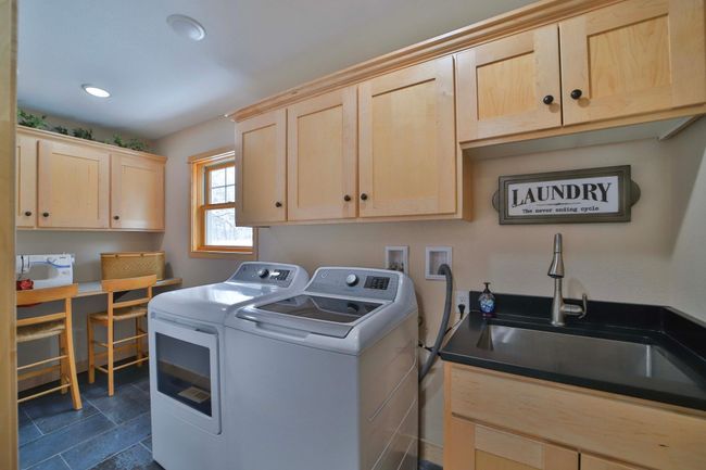 718 Main Ave N, House other with 6 bedrooms, 4 bathrooms and null parking in Park Rapids MN | Image 9
