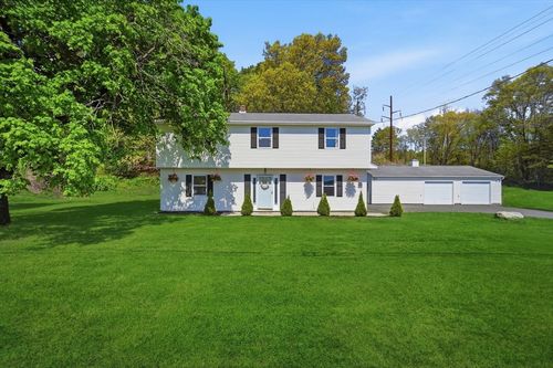 563 Pochassic Rd, Westfield, MA, 01085-1540 | Card Image