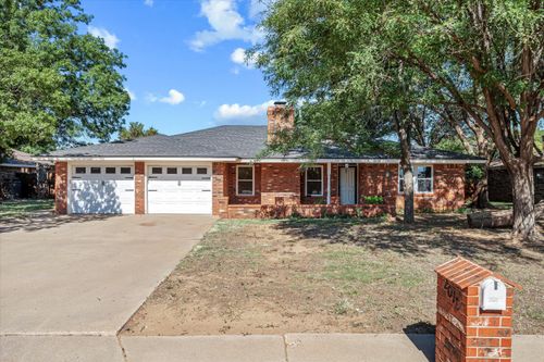 2018 Mustang Dr, Levelland, TX, 79336-6704 | Card Image