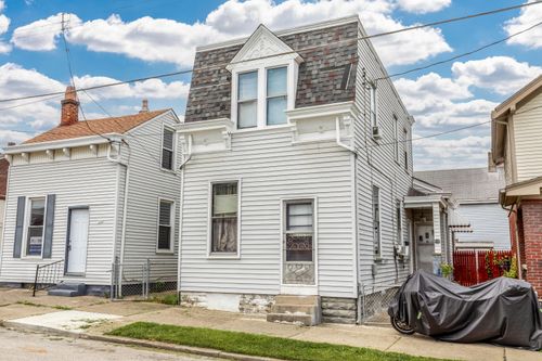1032 Isabella St, Newport, KY, 41071-4706 | Card Image