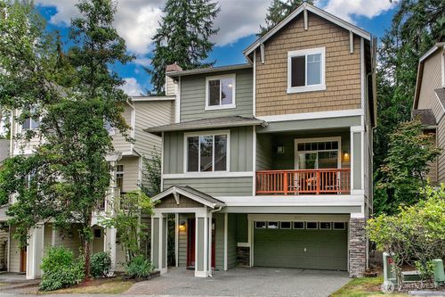 7886 148th Ct Ne, Redmond, WA, 98052-6899 | Card Image