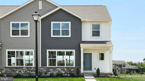 36 N Conifer Dr, ELIZABETHTOWN, PA, 17022-7501 | Card Image